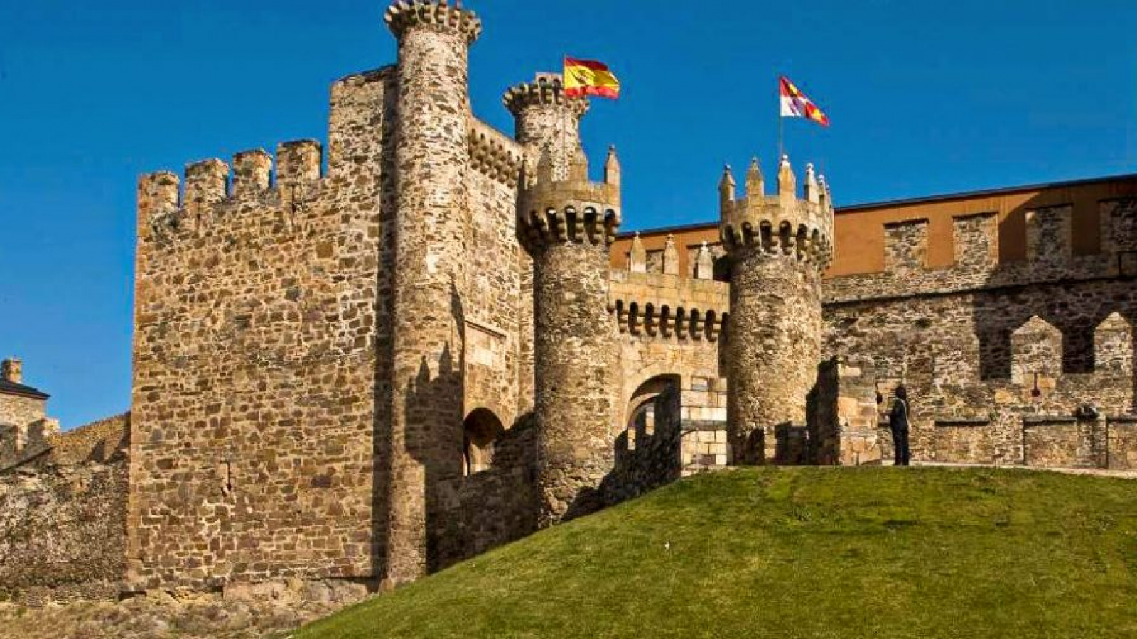 Castillo Templario de Ponferrada - La Mirada Circular